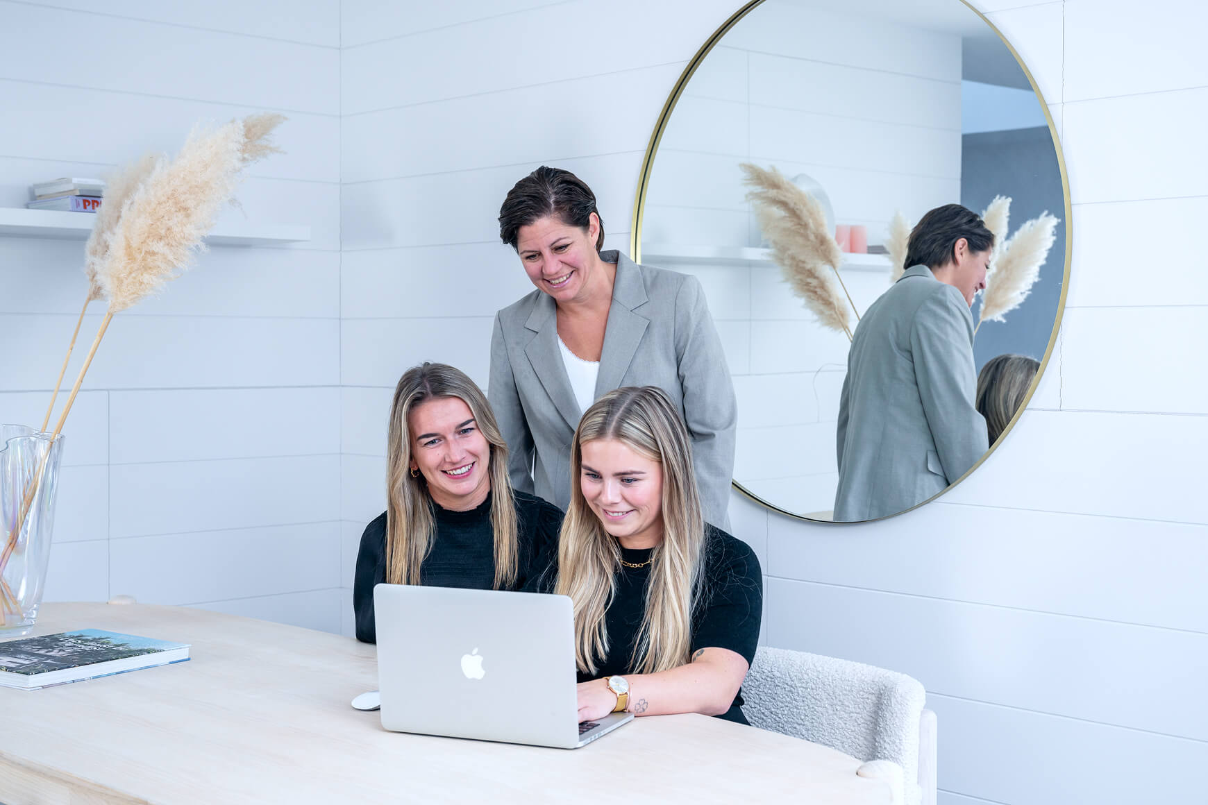 Makelaarsteam bespreekt woonwensen